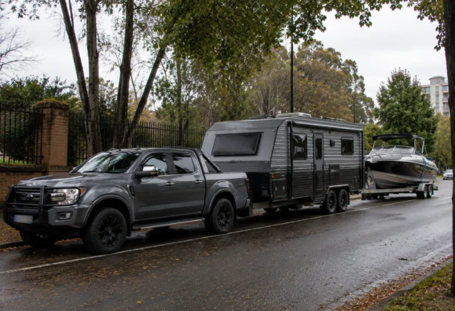 Caravan Boat Transport