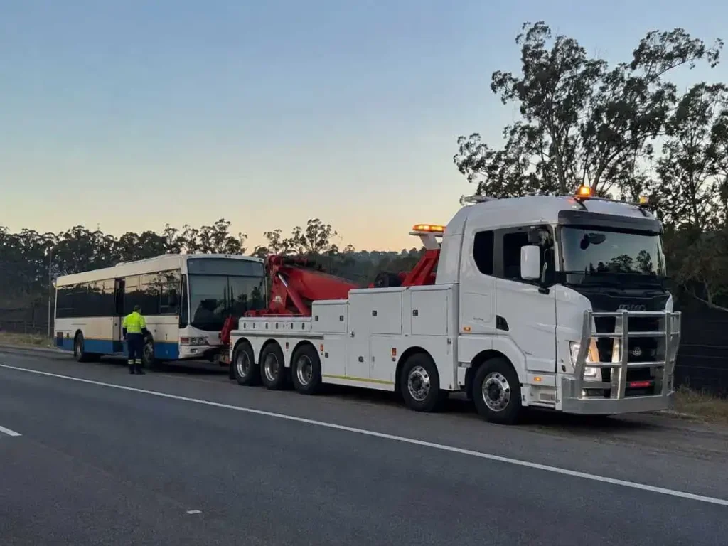 Heavy Duty Tow Trucks