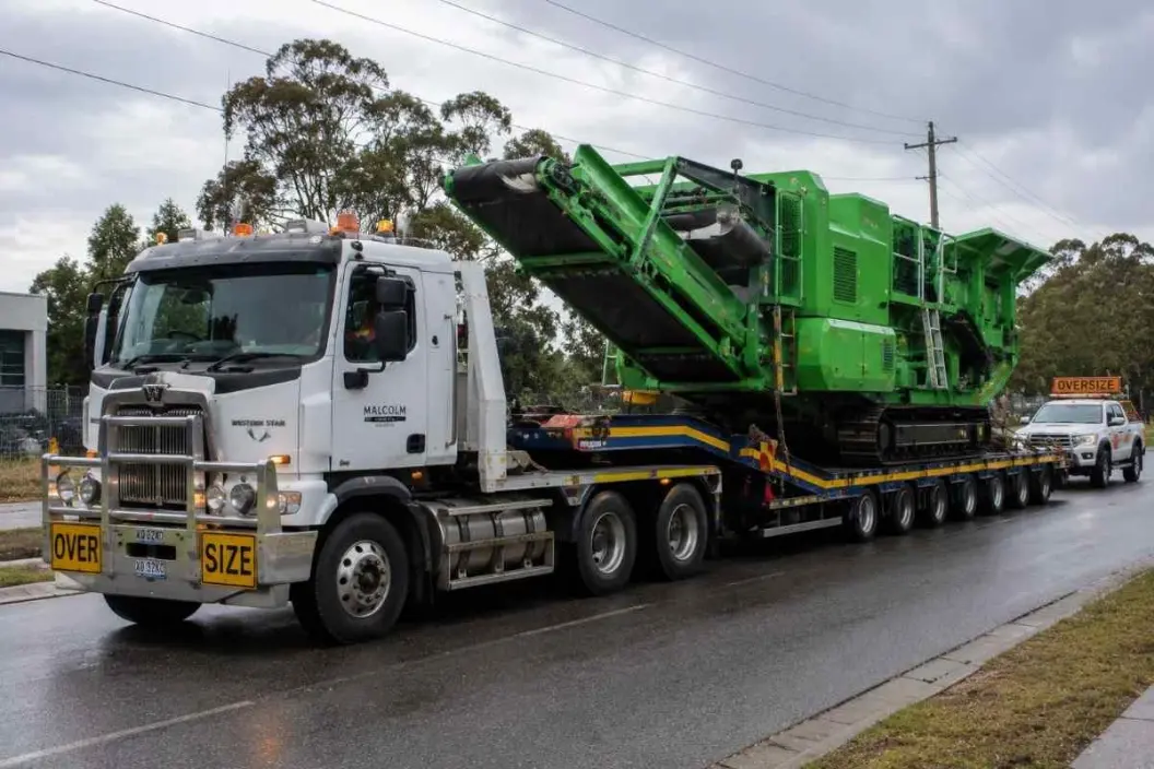 Oversize load transport